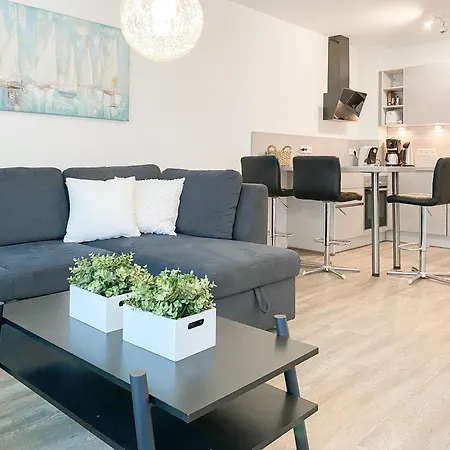 Timmare Iv Luette Krabbe Apartment *